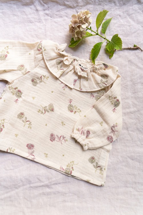 winter baby blouse with flowers