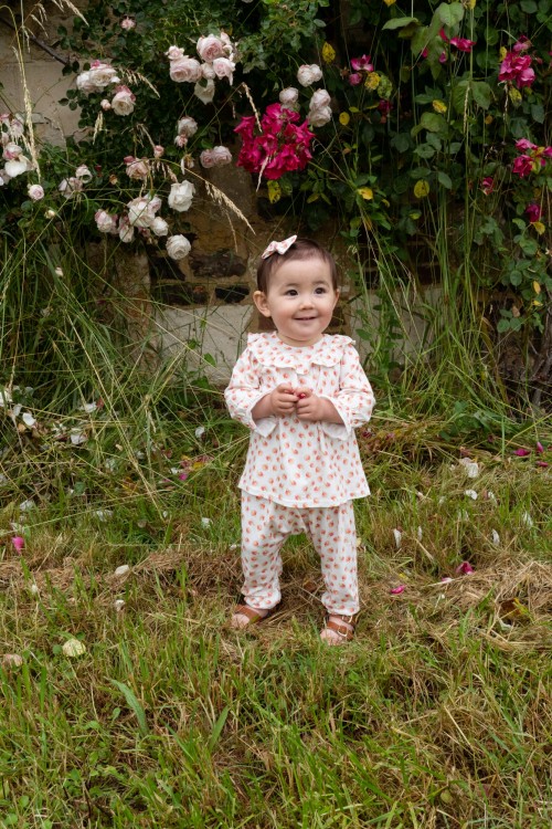 organic cotton baby outfit daisy print