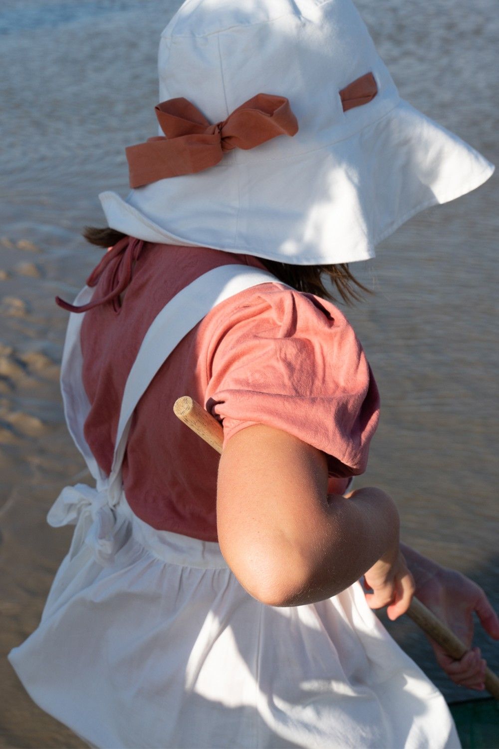 Costa girl's T-shirt