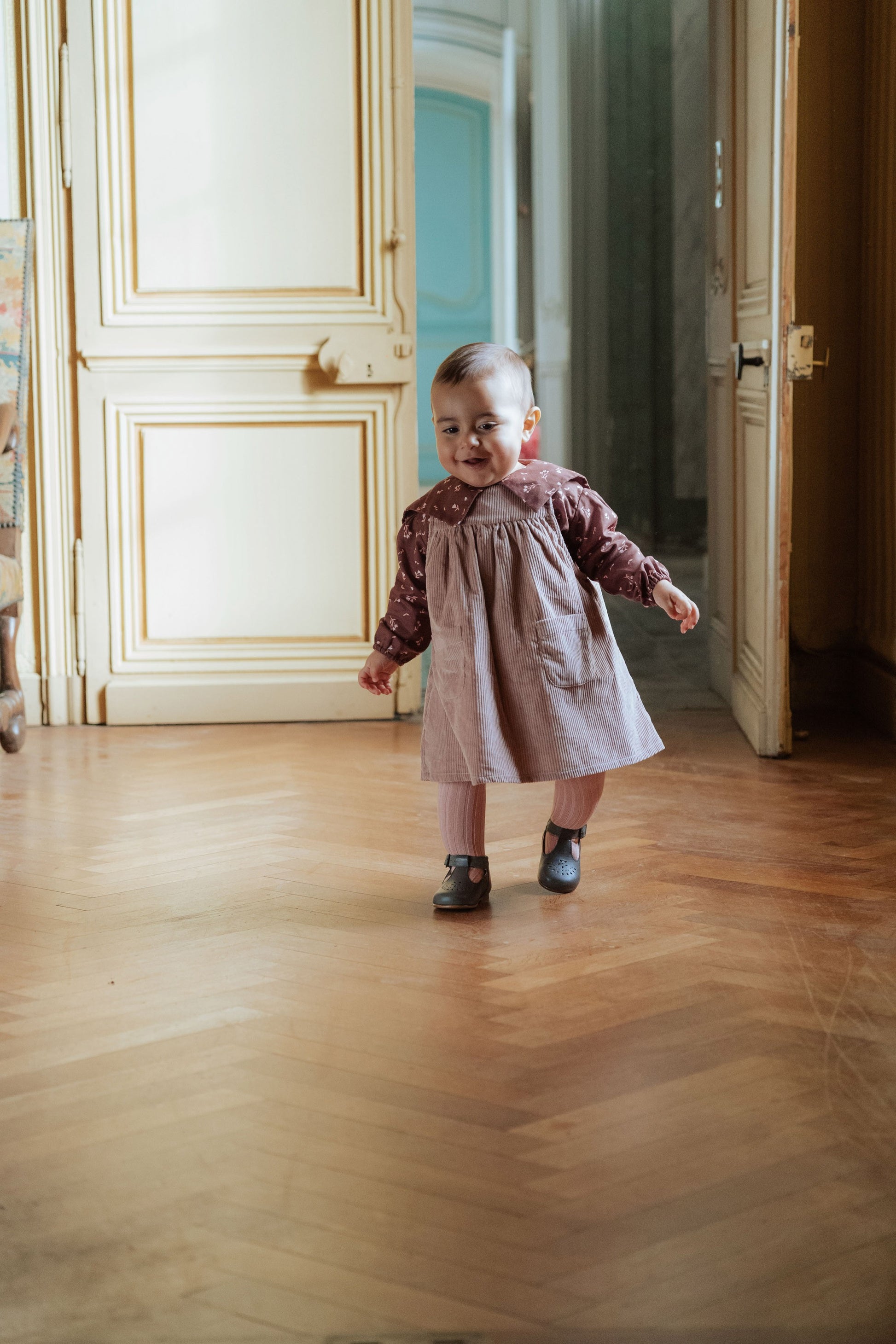 blouse bébé Marinette en coton bio prune à manches longues
