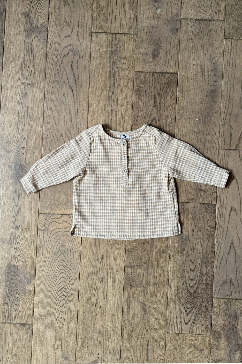 Chemise bébé à carreaux camel en coton bio