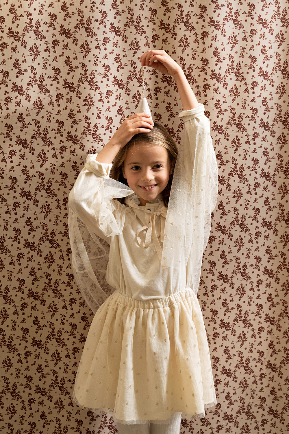 ensemble de fête pour fille en tulle écru et paillettes