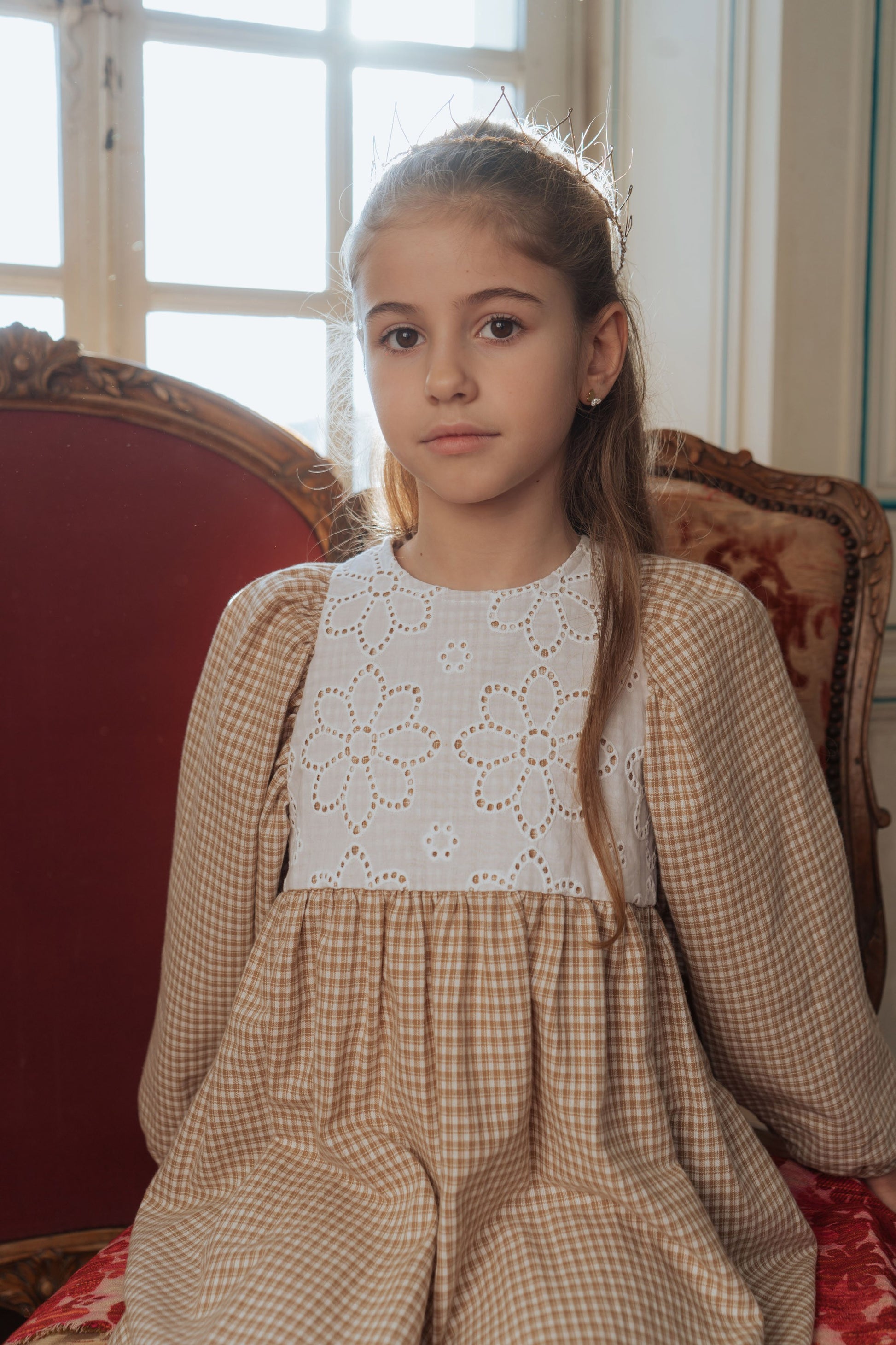 Robe fille camel avec broderie